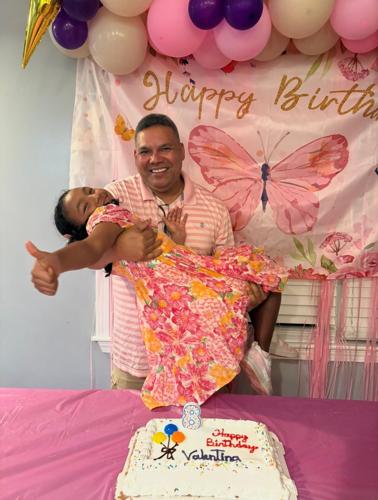 As TPS cliff nears, Salvadorans in the US put lives on hold