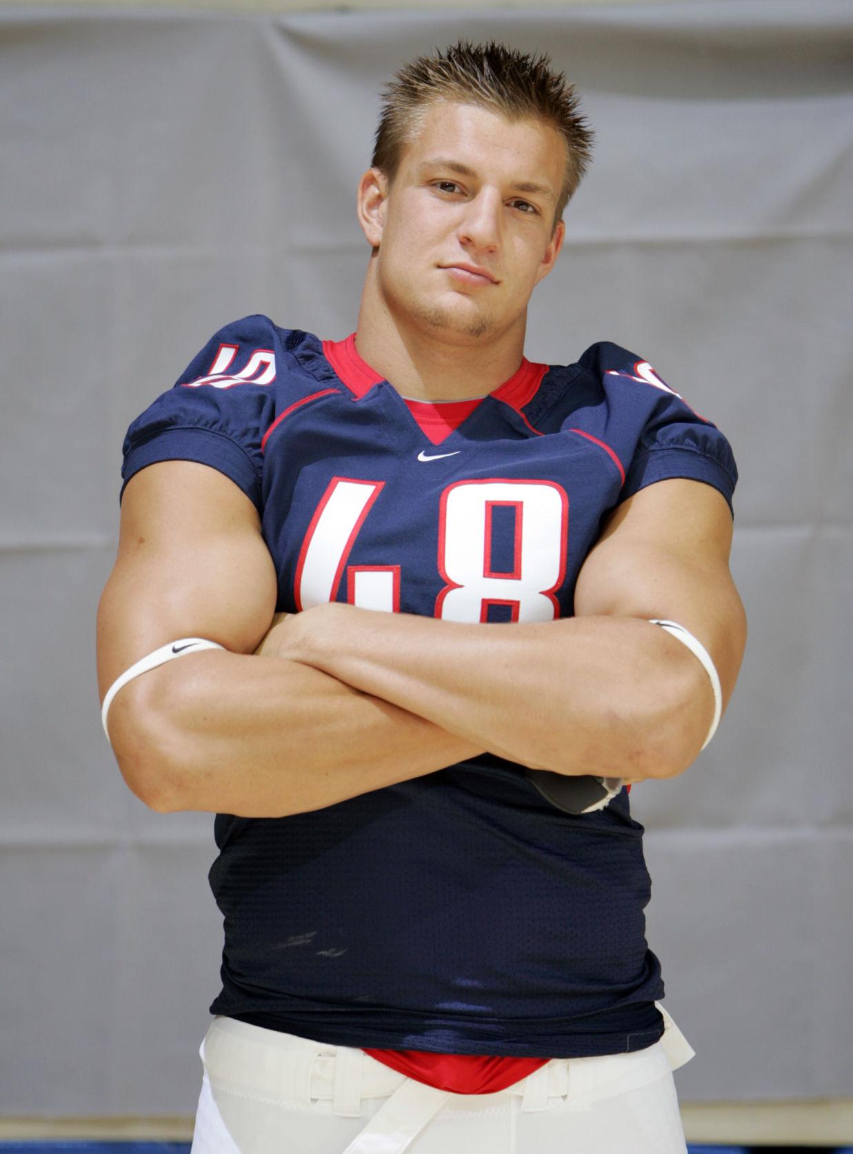 Wildcats great Rob Gronkowski retires, says he'll be 'chilling out