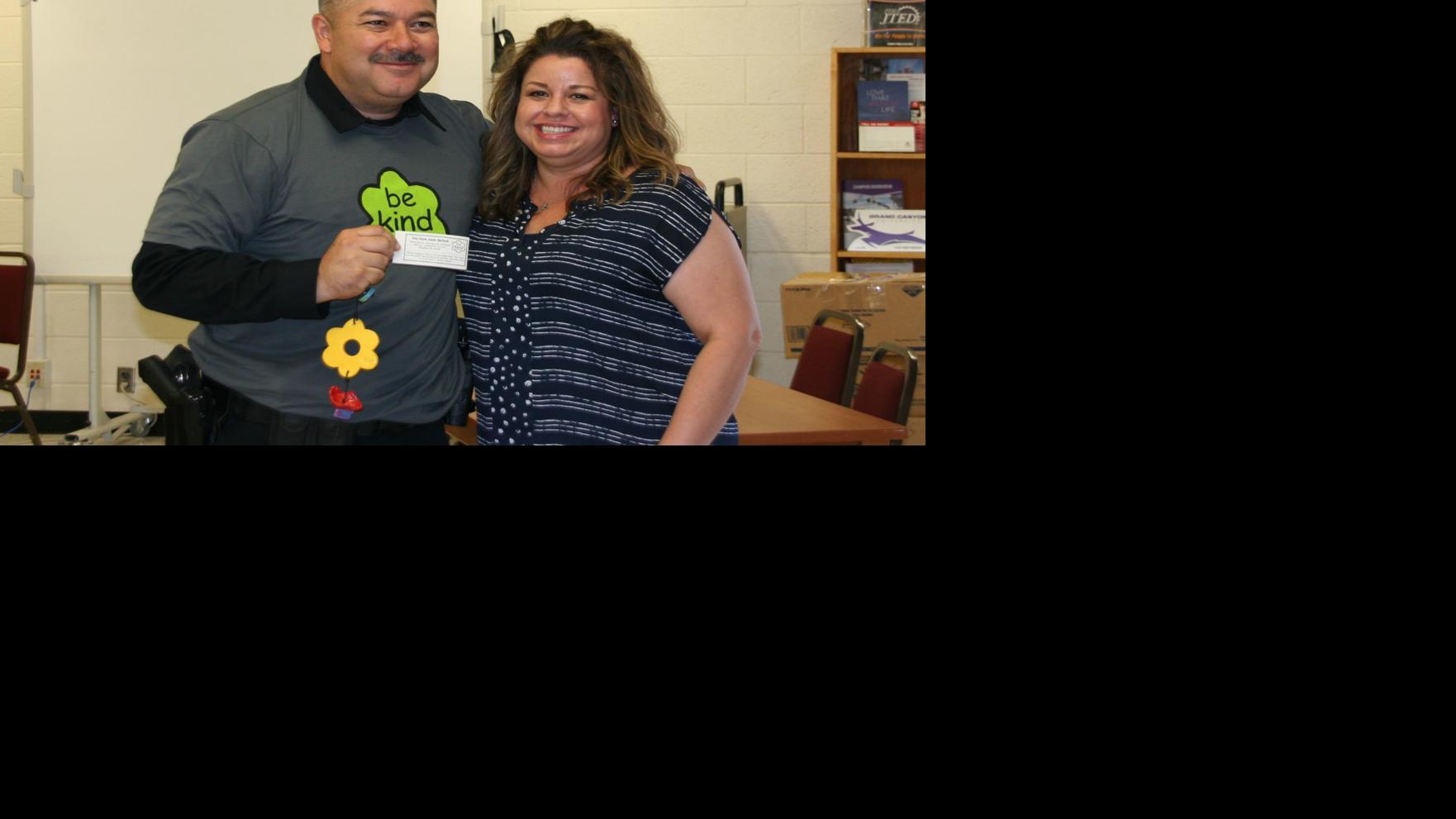 School safety resource officer helps students with job, college