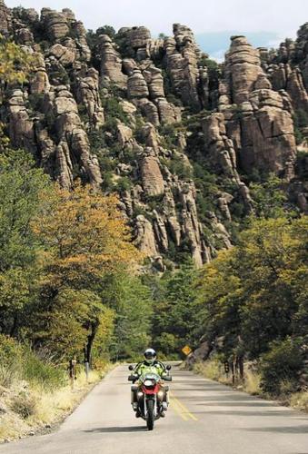 Chiricahua National Monument: Land of the standing-up rocks  