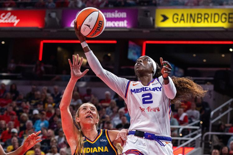 Phoenix Mercury guard Kahleah Copper (2)