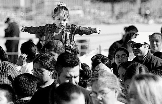 Miracle on 31st St. again proves itself a gift to kids  