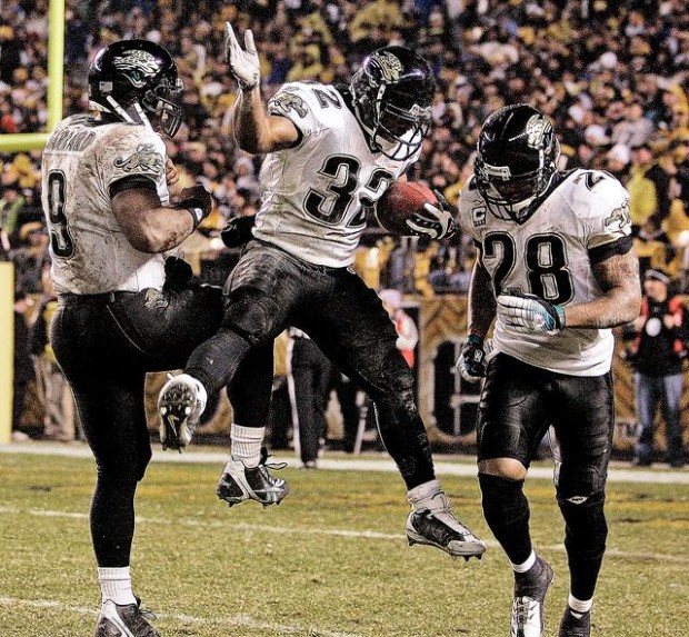 Jaguars come off ropes, knock out Pittsburgh