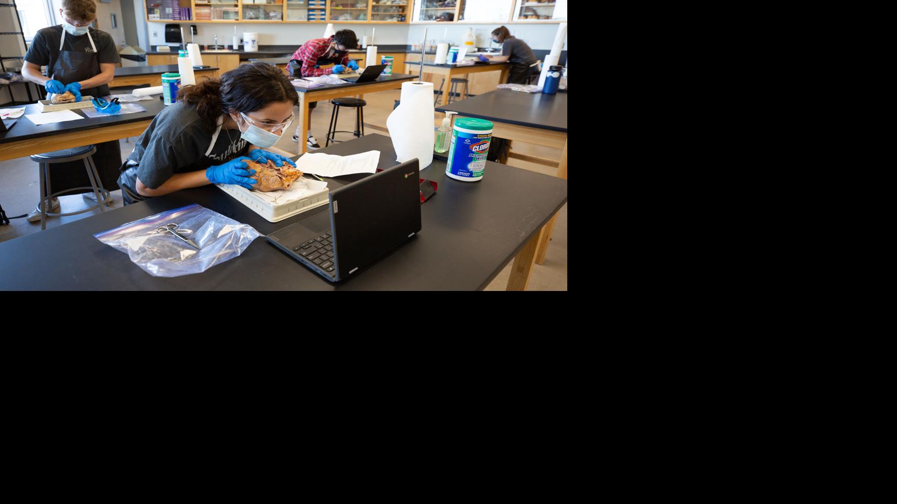 How Tucson Students In Hands On Courses Are Learning During Covid 19 Local News Tucson Com