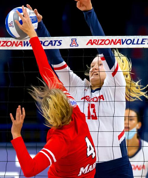 100821-tuc-spt-uavolleyball-p1