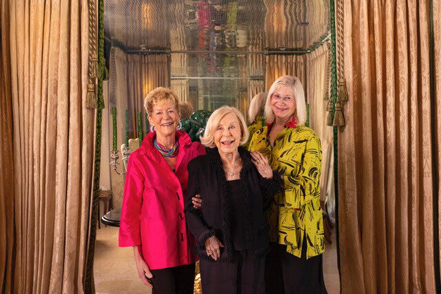 “Good as Gold,” A Star-Studded Retro-Spectacular Cabaret