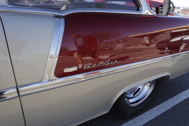 Car show drives up food donations    