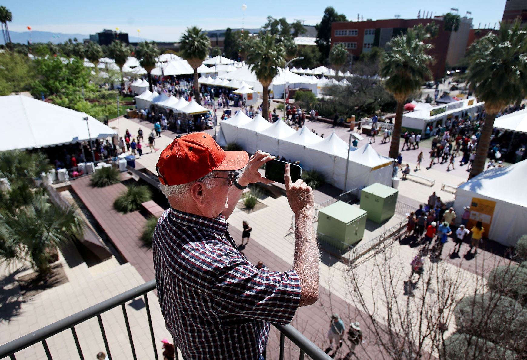 Photos: 2017 Tucson Festival Of Books | Galleries | Tucson.com