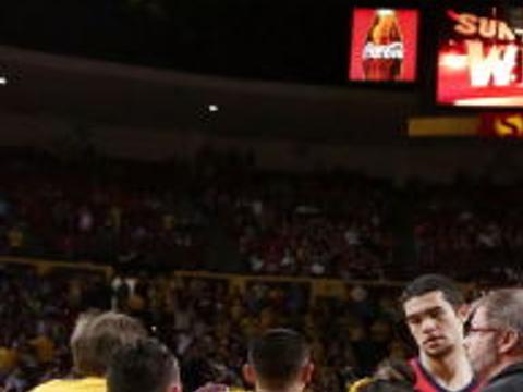 Arizona Basketball Miller Favors Fines For Court Storming