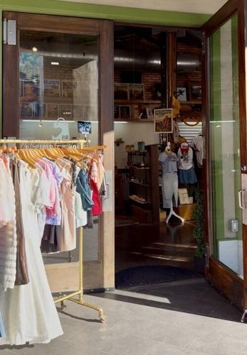 $25 Challenge: Proper Shops