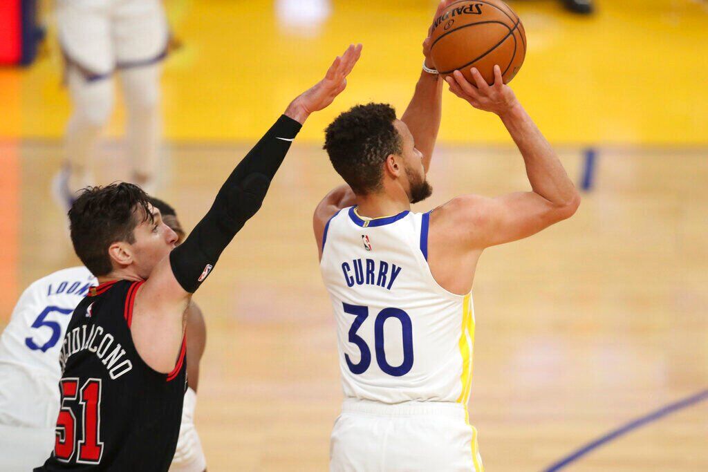 Bulls Warriors Basketball