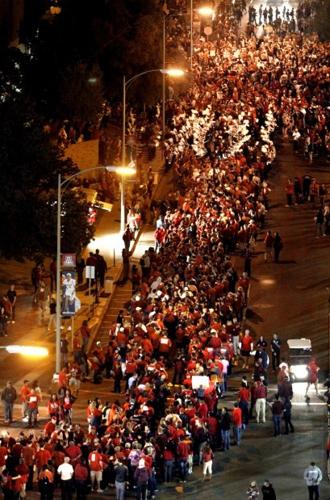 UA-ASU rivalry turns up heat in desert