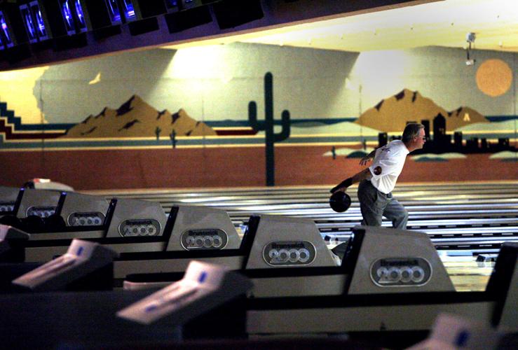 Steller's Notebook: Advocates hope to bowl a 300, save Tucson's Golden Pin  Lanes
