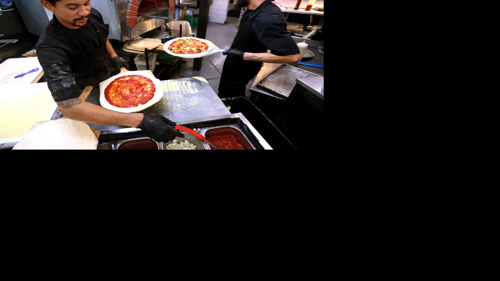 This popular Tucson pizzeria is coming back downtown