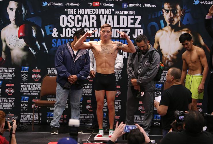 121215-spt-boxing adv-p5