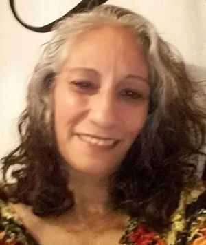 ROMERO-Molina, Melinda