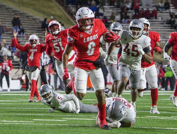 Washington St New Mexico Football