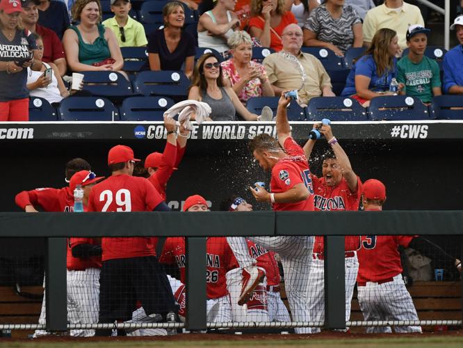 Arizona vs. Coastal Carolina in College World Series