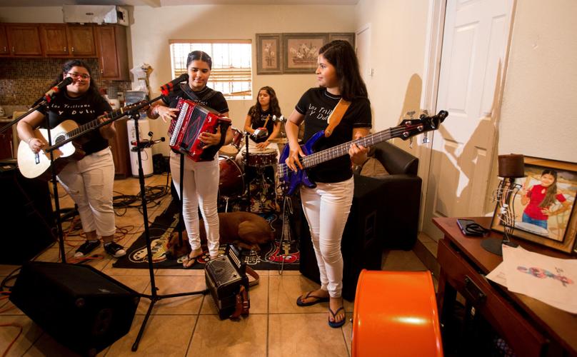 Las Trillizas y Dulce