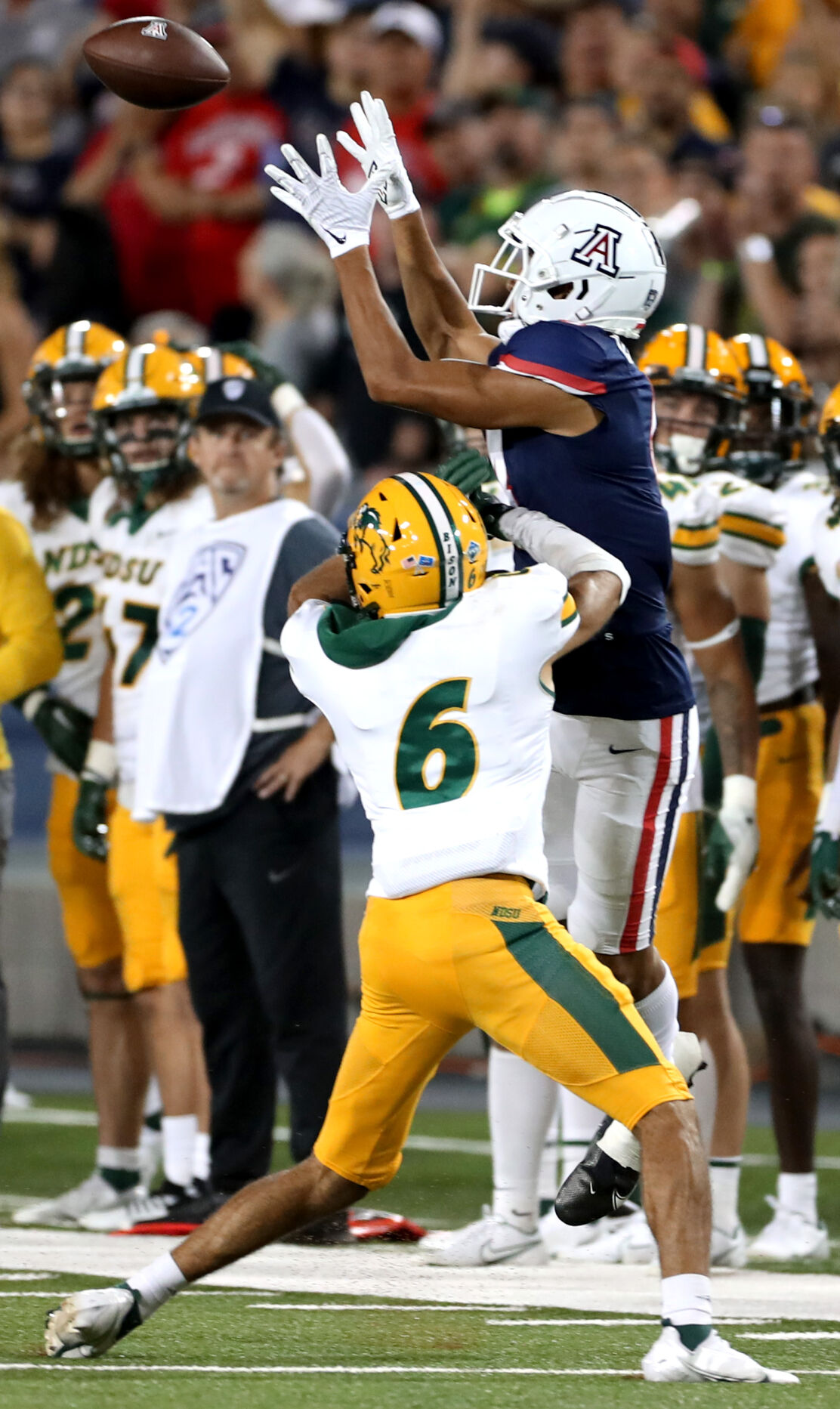 WR Tetairoa McMillan expected to be 'game-changer' for Arizona thanks to  height, jump-ball skills