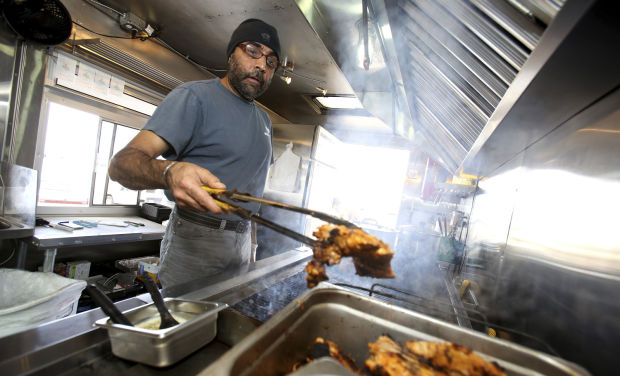 Buy A Food Truck >> Don't call 'em "roach coaches": Food trucks safe and clean | Local news | tucson.com Buy A Food Truck >> Don't call 'em "roach coaches": Food trucks safe and clean | Local news | tucson.com