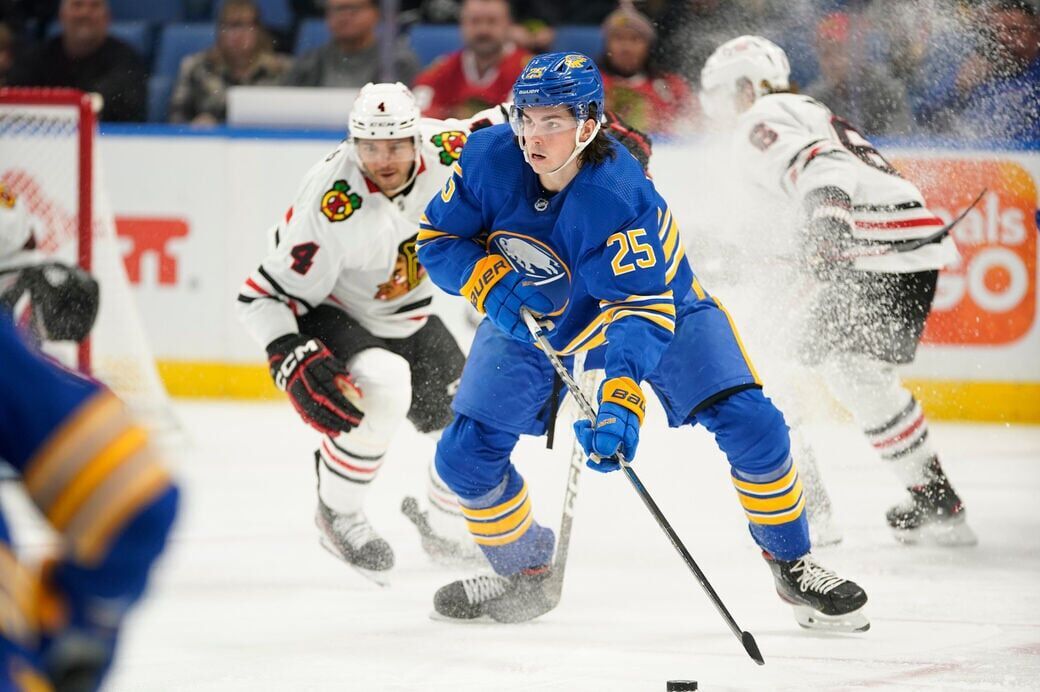 Sabres Blackhawks Hockey