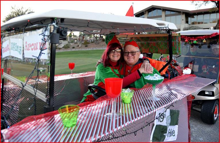 Couple_Elfing-Around.jpg