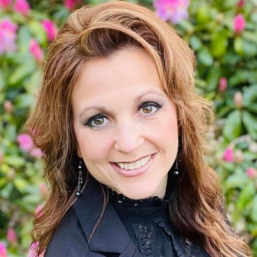 Dana Tucker