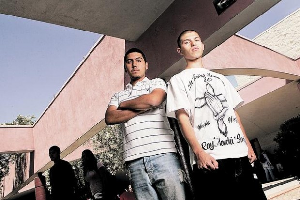 Ganan corridos con temas especiales  