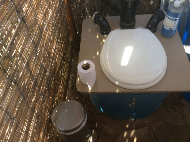Composting toilet