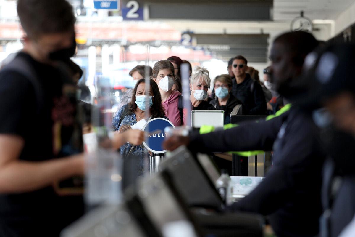 How to keep safe while traveling after the mask mandate change