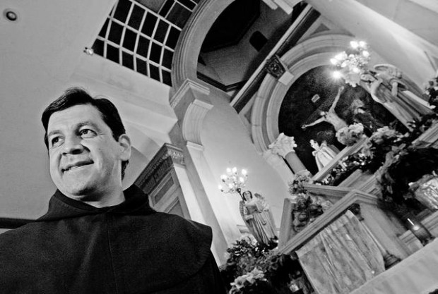 Renovarán iglesia Santa Cruz  