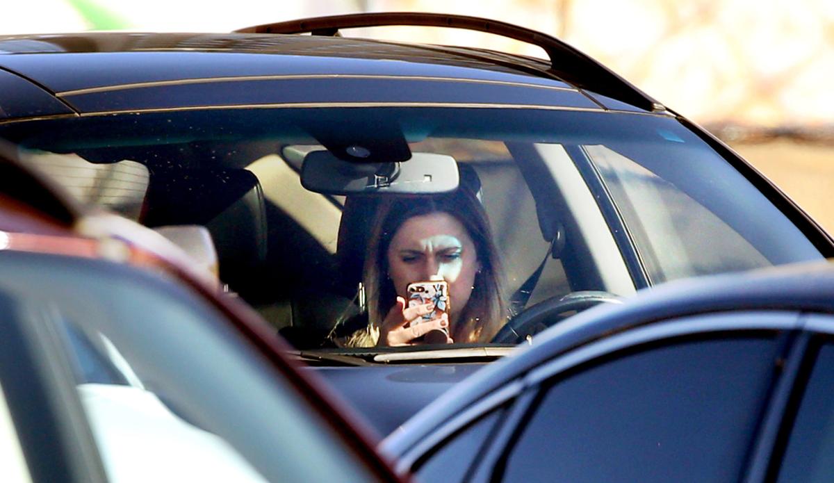 Texting While Driving >> Arizona Senate Panel Oks Across The Board Ban On Texting While Texting While Driving >> Arizona Senate Panel Oks Across The Board Ban On Texting While