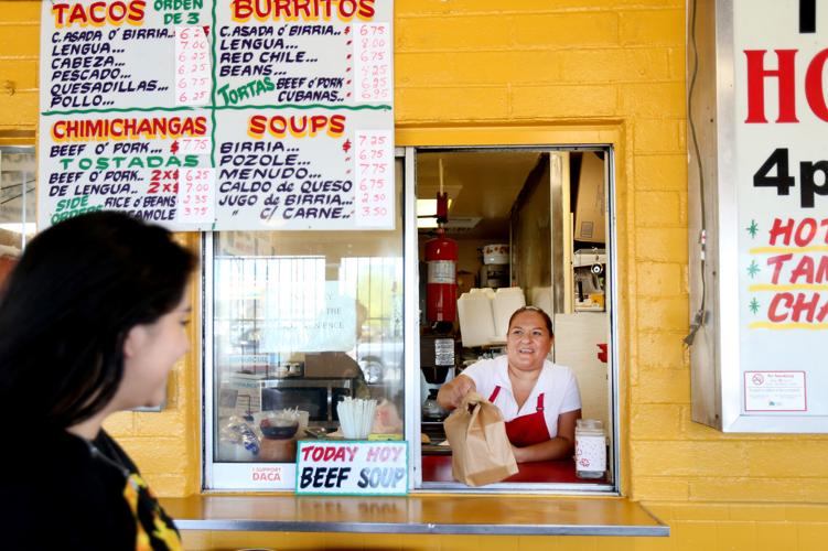 Avenida South Fourth Birriería Guadalajara