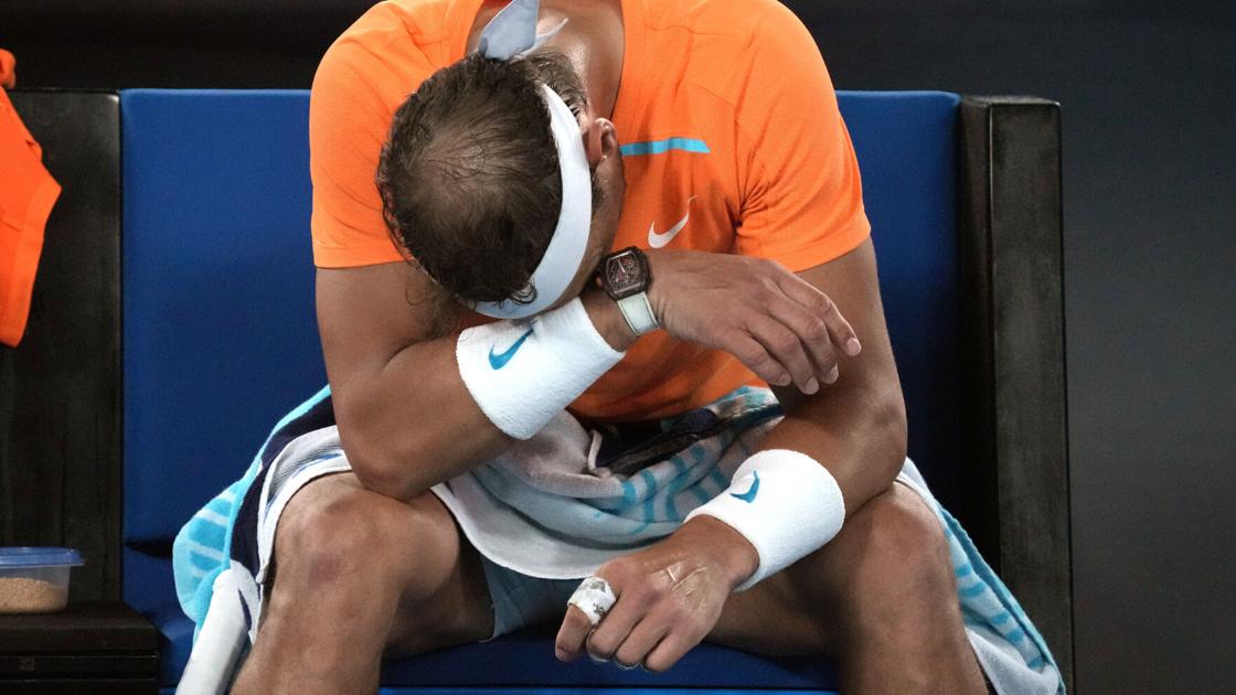 Hampered by bad hip, Rafael Nadal loses at Australian Open on Wednesday