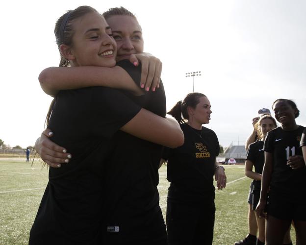 4A soccer_Thunderbird vs Salpointe Catholic girls