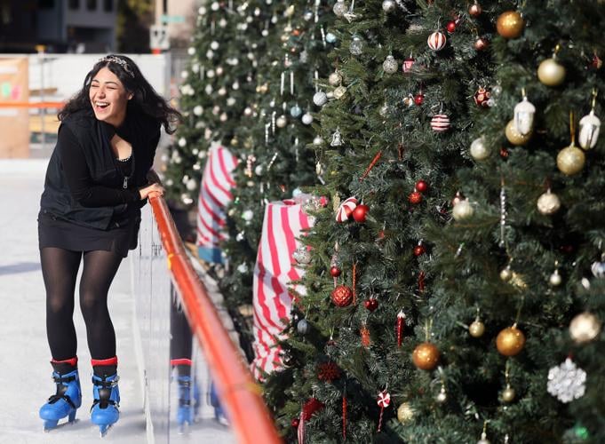 Tucson Holiday Ice (le)