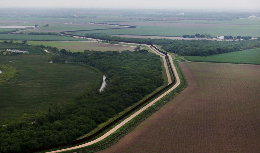 Border fence in Texas