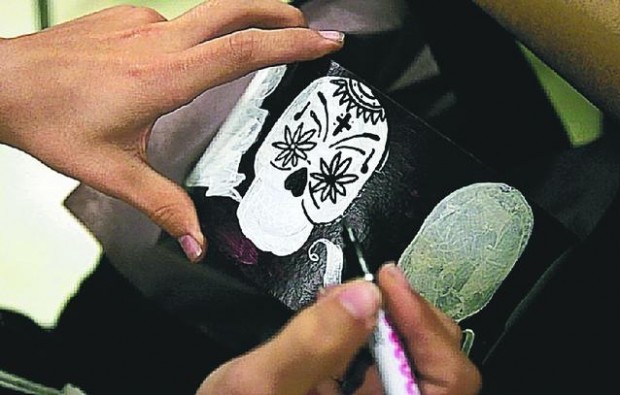 Día de los Muertos art will be displayed  