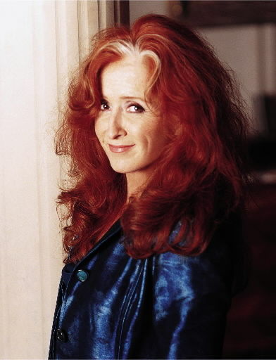 Bonnie Raitt returns to Tucson Friday  