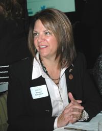 Ward quits Senate to focus on McCain challenge