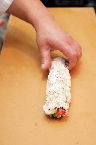 Rita Ranch gets sushi place  