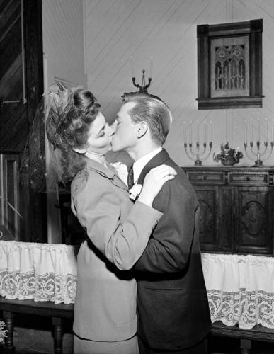 Mickey Rooney And Ava Gardner Wed 1942
