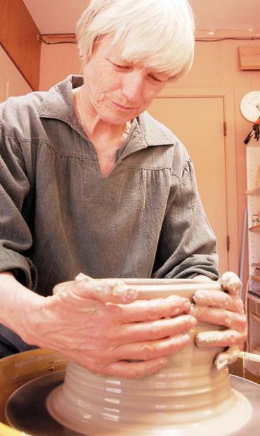This potter gets down to earth  