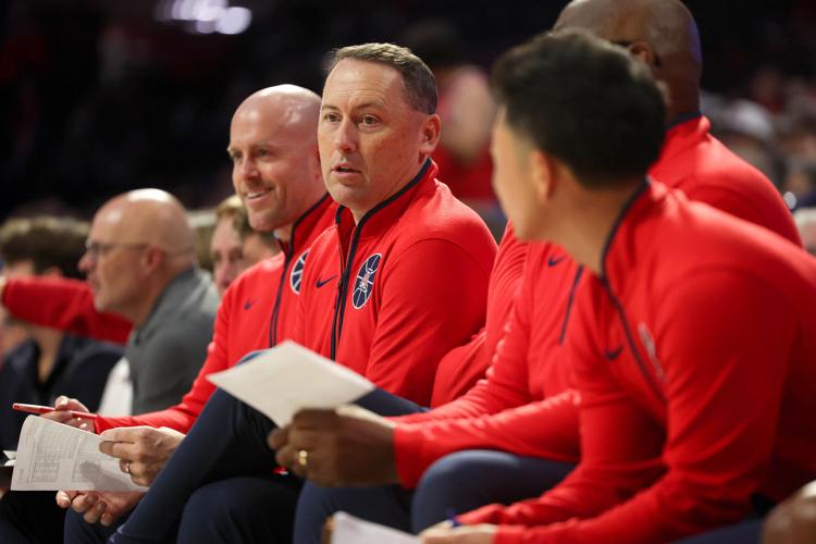 Arizona defeats Canisius 93-64, men’s basketball
