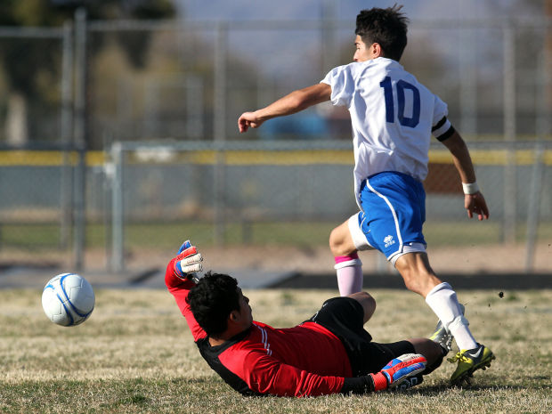 No. 15 Amphitheater at No. 7 Palo Verde boys high school soccer