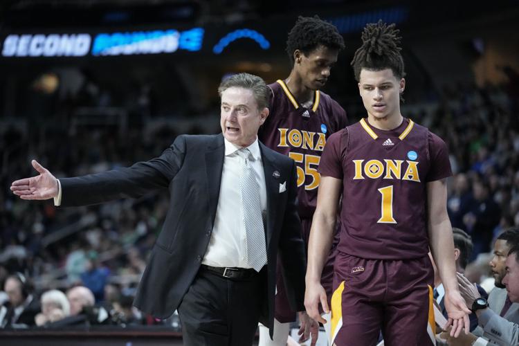 NCAA Iona UConn Basketball