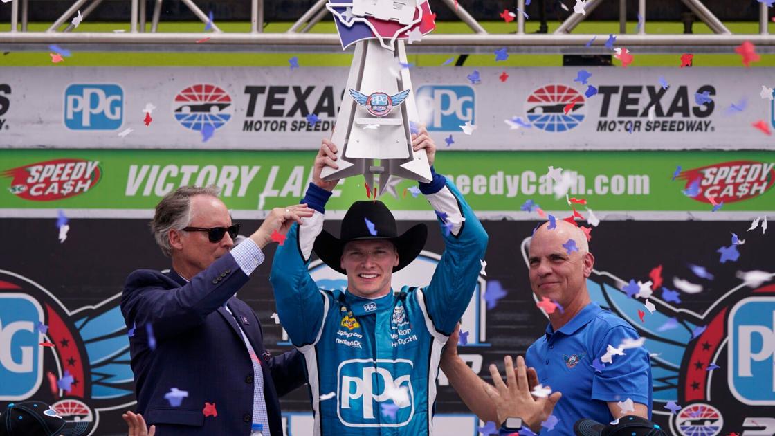Newgarden holds off O’Ward for back-to-back wins at Texas