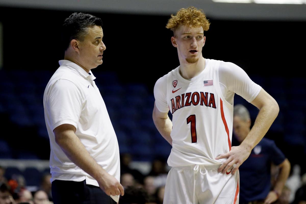 Nico Mannion S Offensive Show Leads Arizona Wildcats Over Penn 92