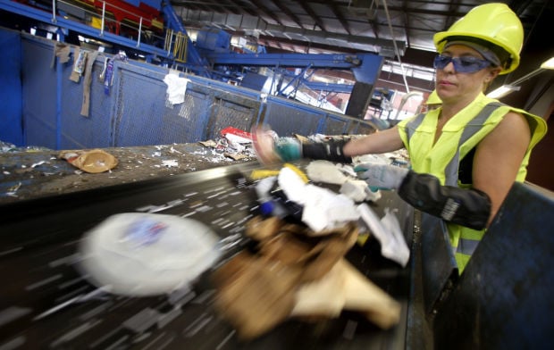 Tour of Tucson's recycling plant highlights dos and don'ts of recycling |  Local news | tucson.com